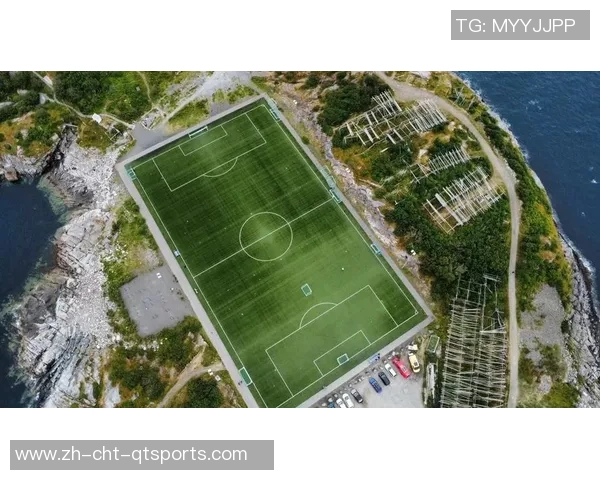 小足球场的快乐时光：孩子们的梦想与成长之地